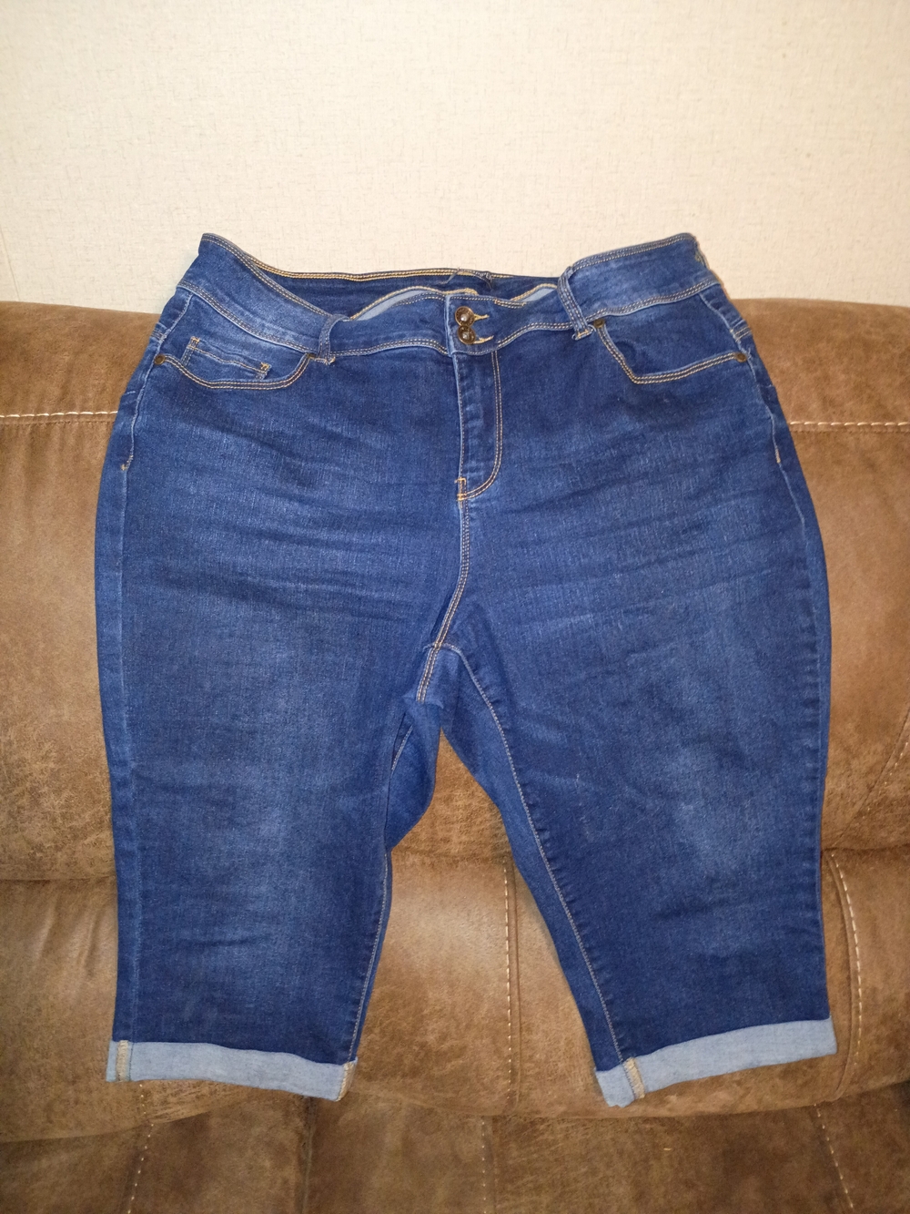 Women’s Dark Blue Cropped Denim Jeans - Stretch Capri